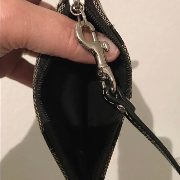 Coach Wristlet - Picture 4 of 4